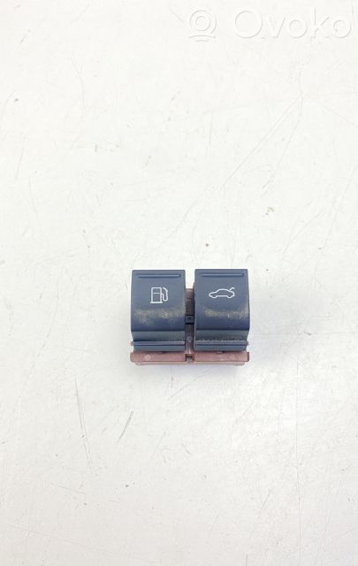 Tailgate/boot open switch button   3C0959903