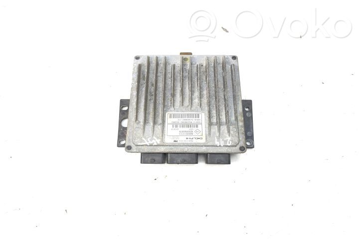 Engine control unit/module ECU   8200513113