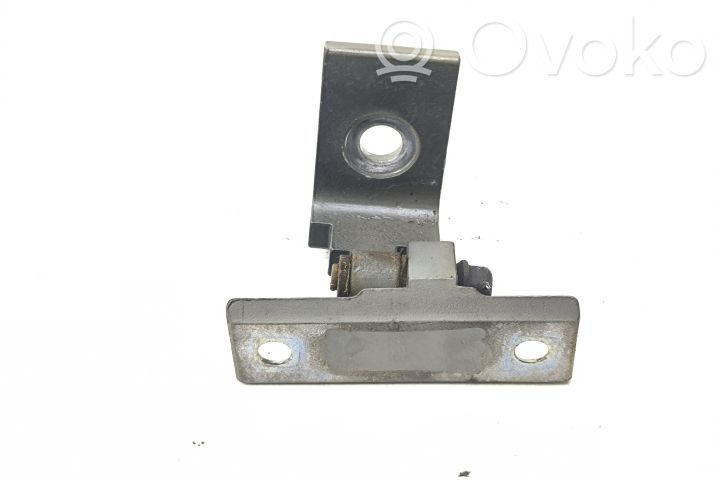 BMW 5 E60 E61 Cerniera inferiore della portiera anteriore 