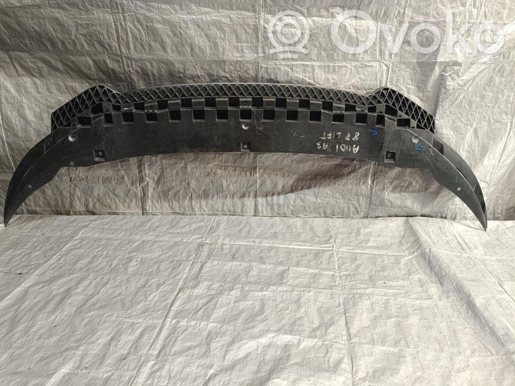 Front bumper   8P0807233A