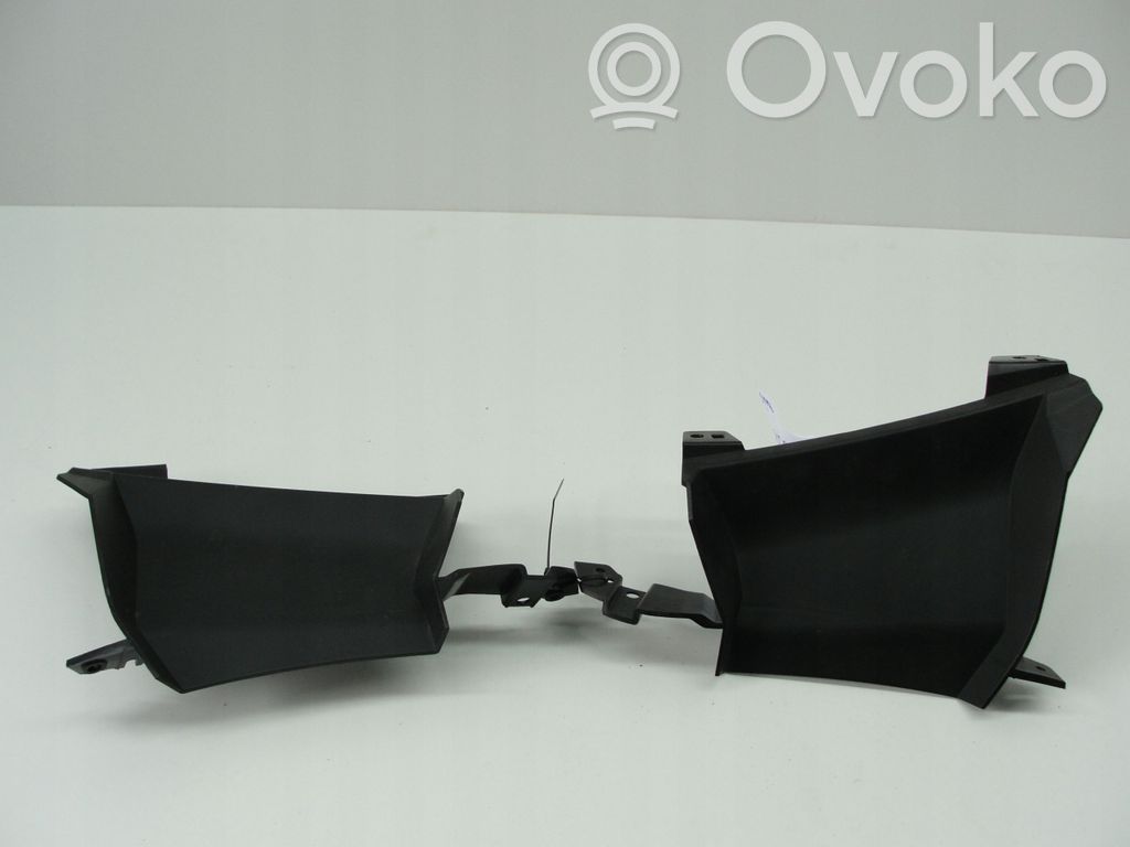 Audi A4 S4 B9 8W Wlot / Kanał powietrza intercoolera 
