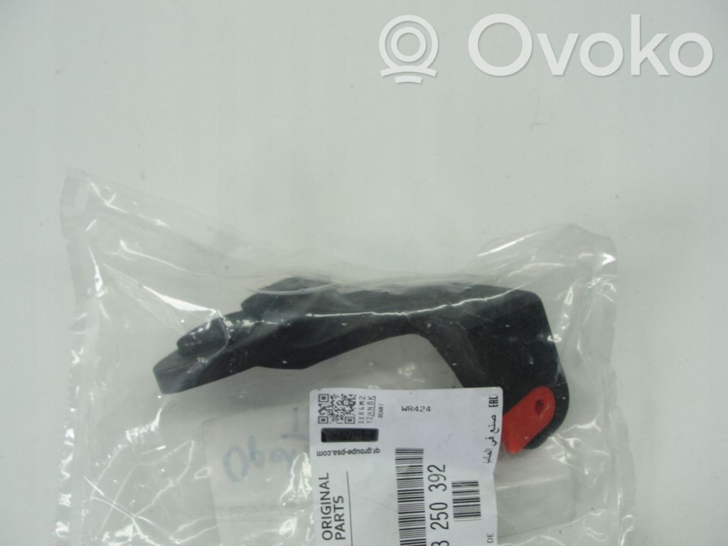 Front bumper mounting bracket   13250392,13250392