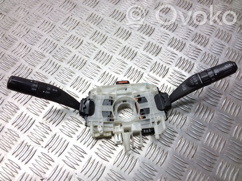 Subaru Legacy Wiper turn signal indicator stalk/switch 