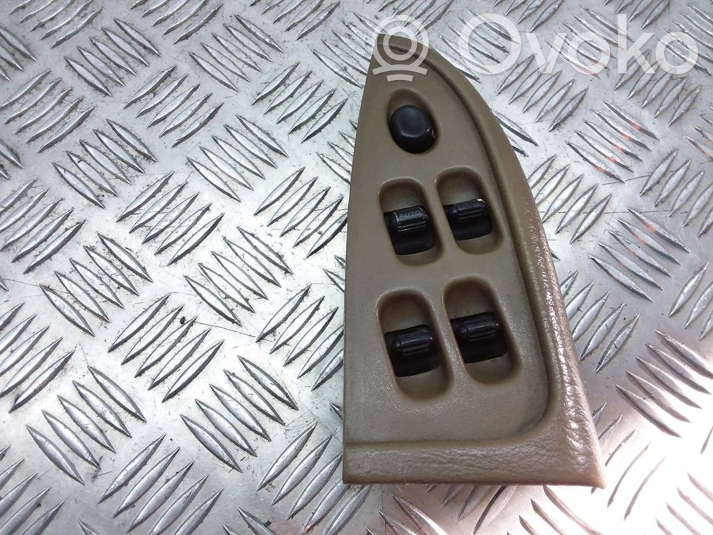Electric window control switch   39754D