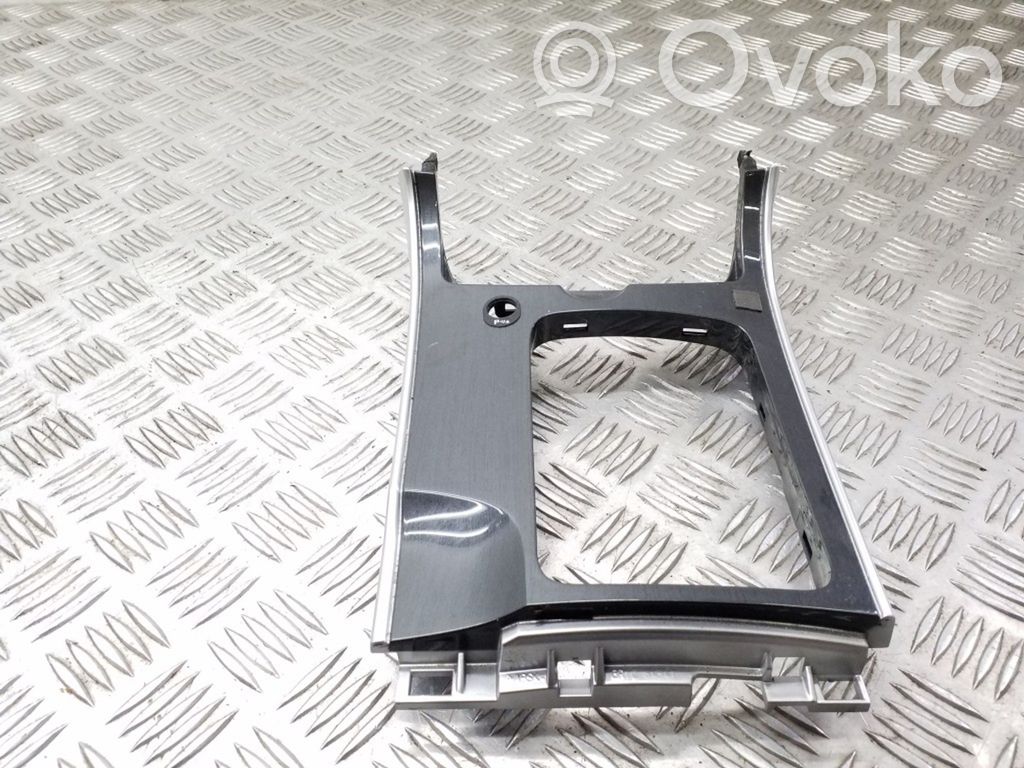 Mazda 6 Contour de levier de vitesses 