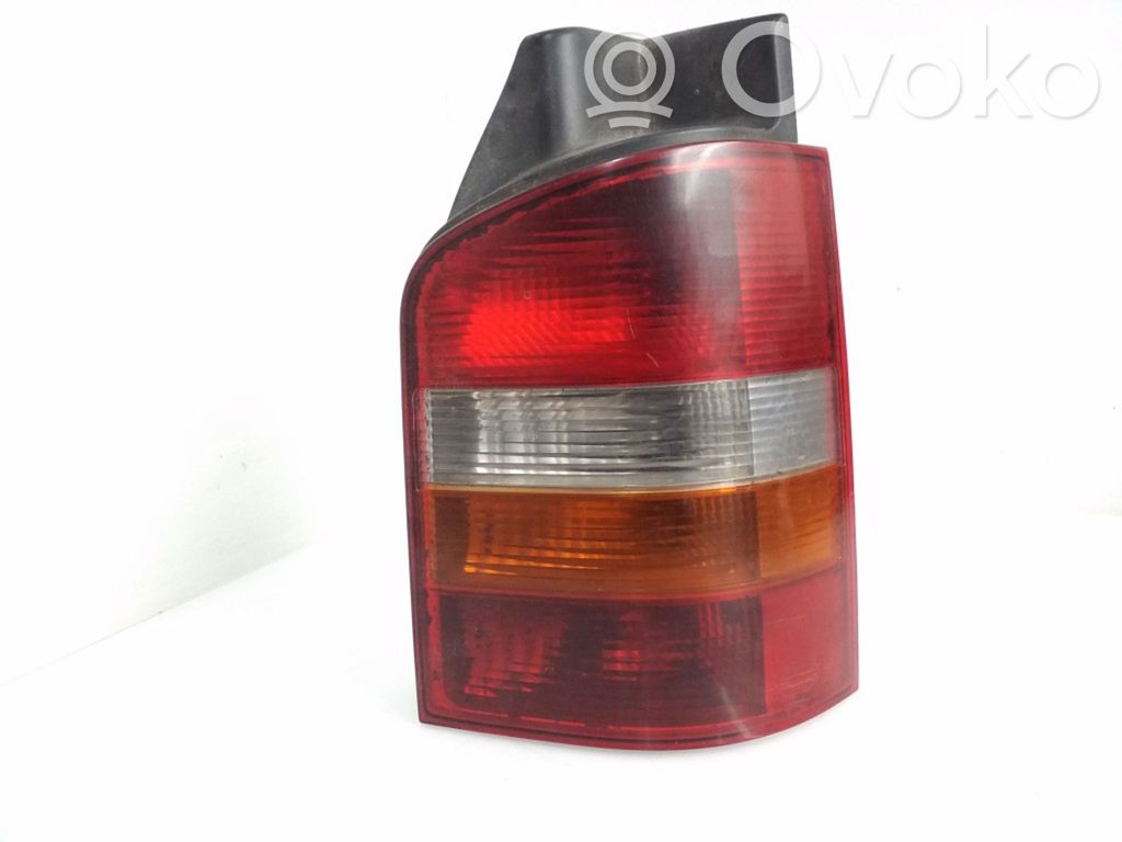 Volkswagen Transporter - Caravelle T5 Lampa tylna 