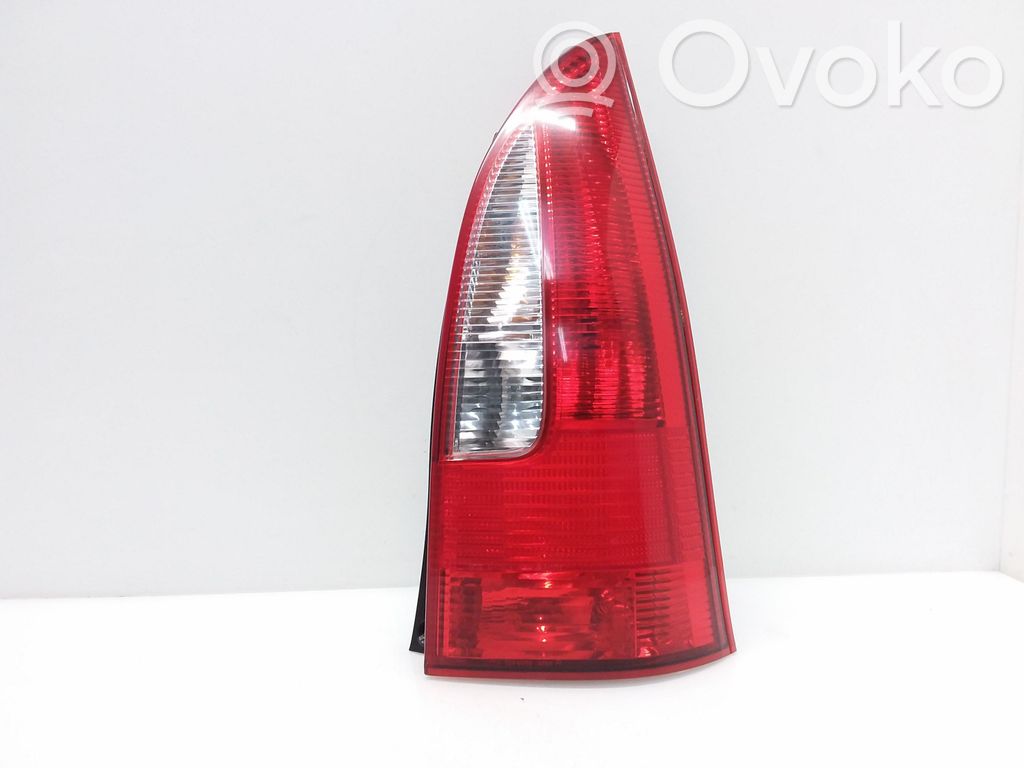 Rear/tail lights   22061908