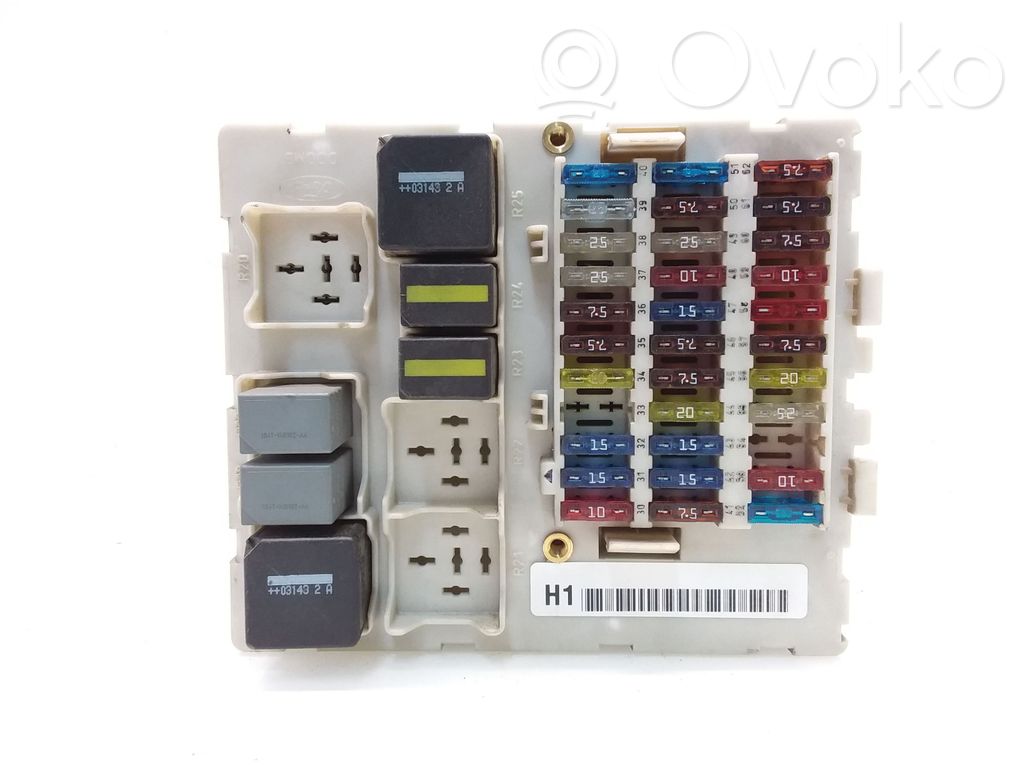 Ford Focus Fuse module 