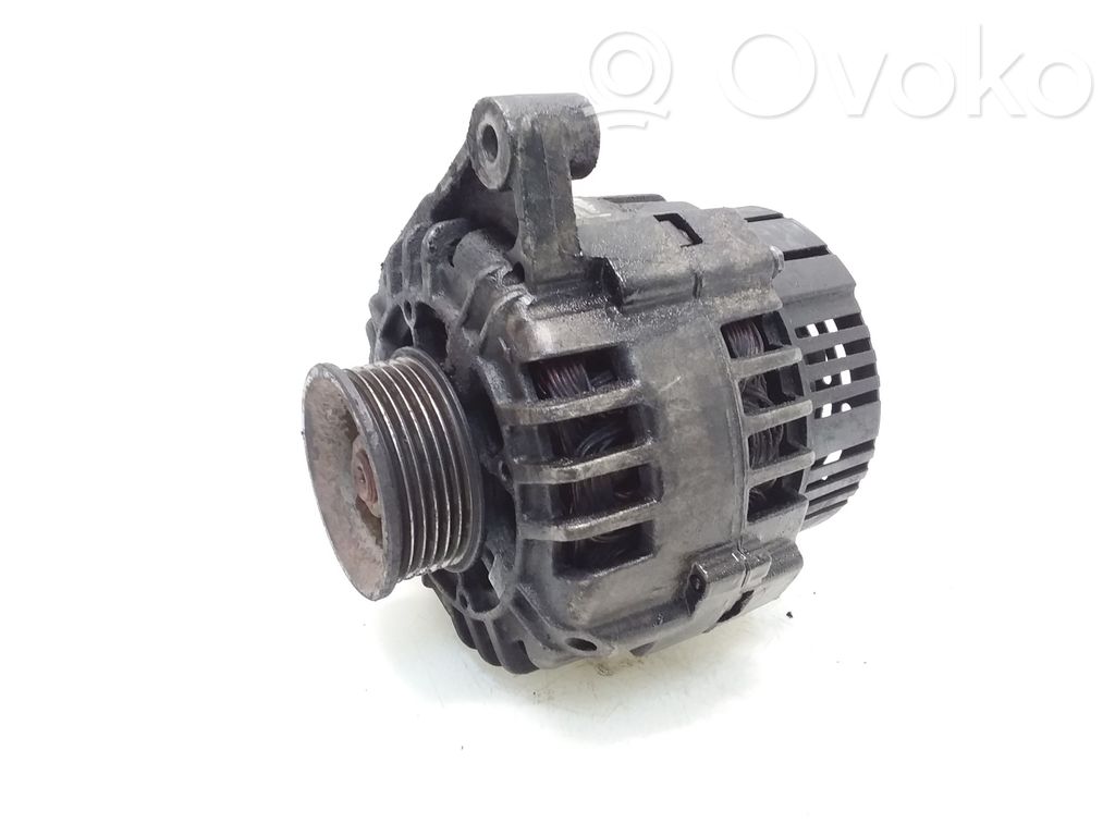 Audi A4 S4 B7 8E 8H Generatorius 