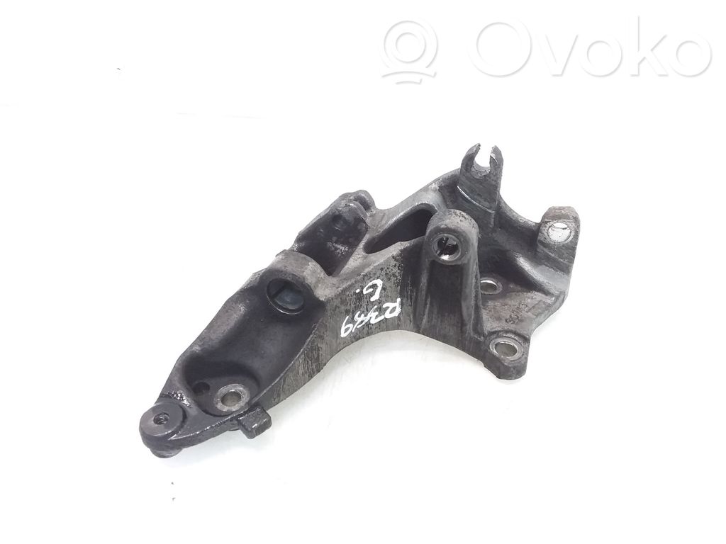 Citroen C5 Generator/alternator bracket 