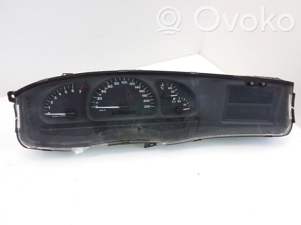 Opel Vectra B Spidometras (prietaisų skydelis) 