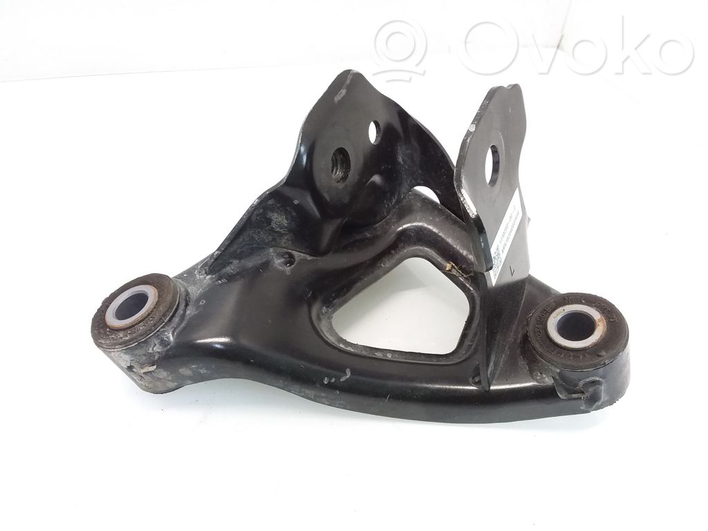 Tesla Model 3 Engine mounting bracket 