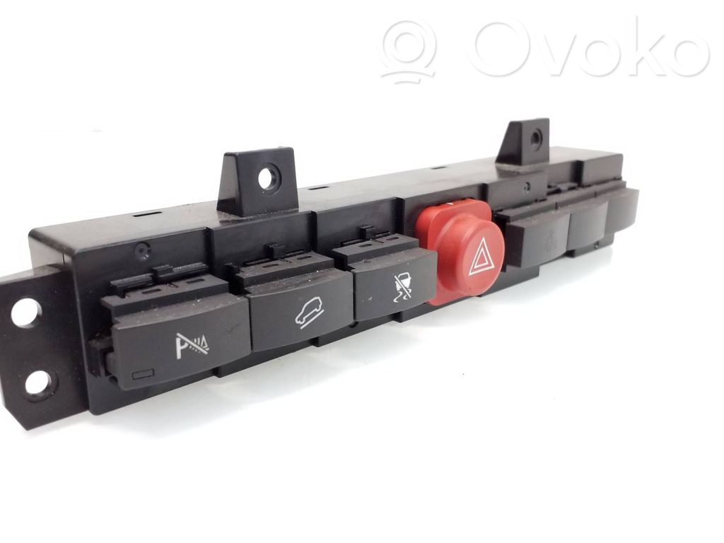 Hazard light switch   96673013