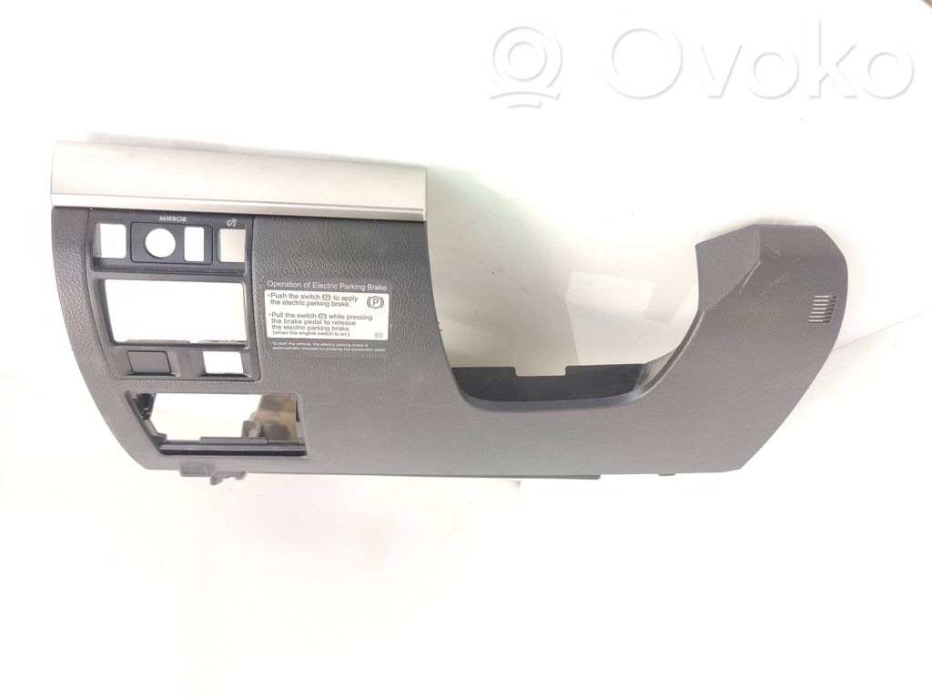 Subaru Outback Revestimiento de los botones de la parte inferior del panel 