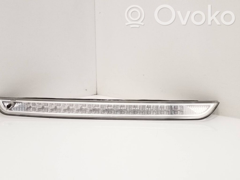 Peugeot 508 Trzecie światło stop 