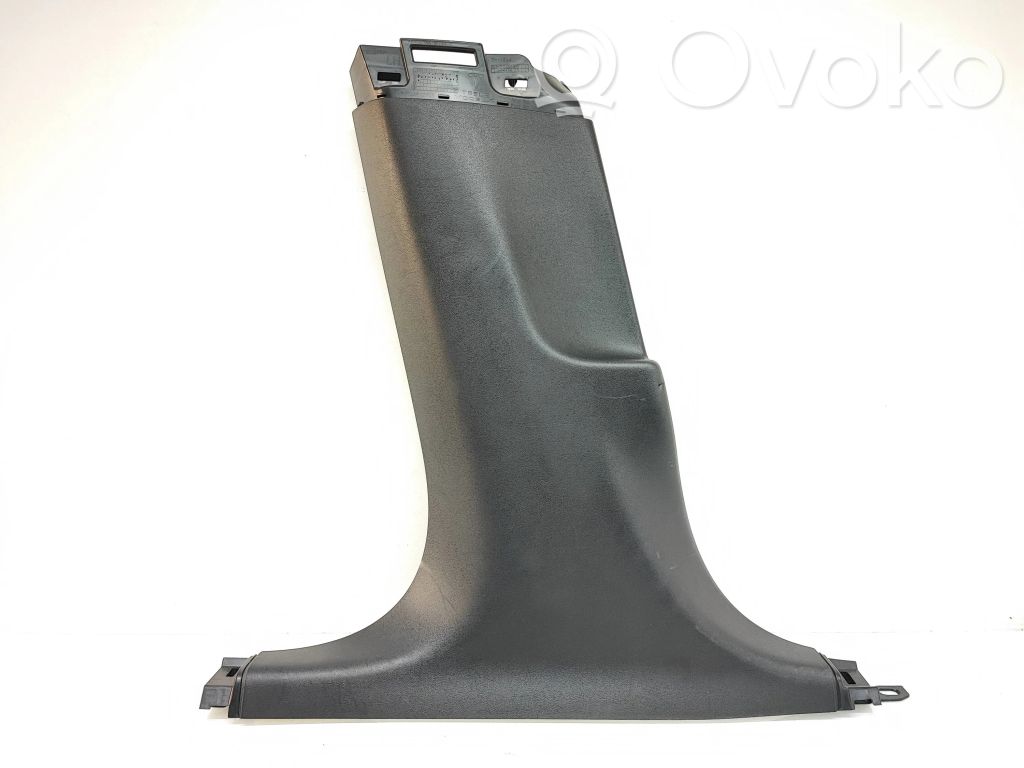 Tesla Model 3 Pilar (B) (inferior) 