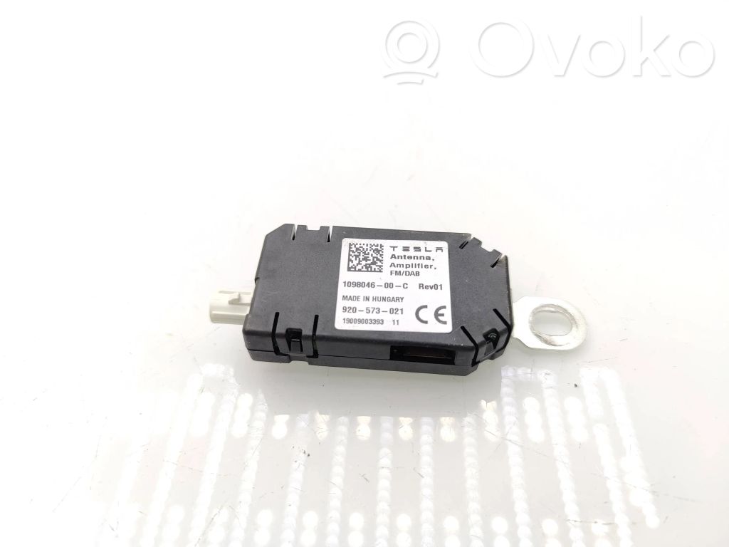 Antenos stiprintuvas   109804600C,19009003393,920573021