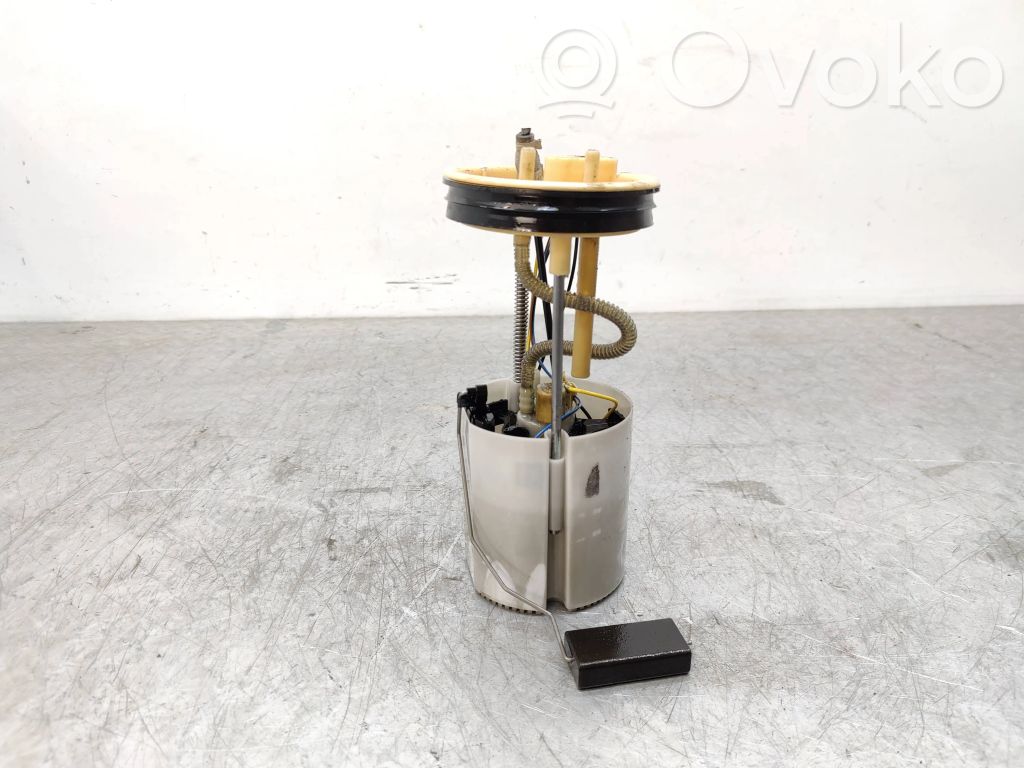 Volkswagen Caddy Pompa carburante immersa 