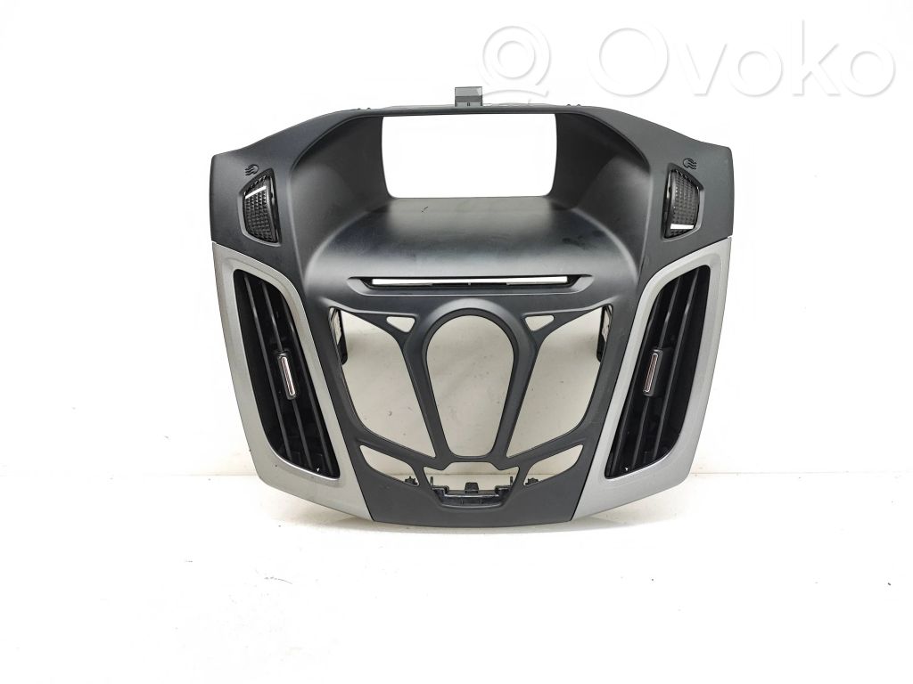 Ford Focus Dash center air vent grill 