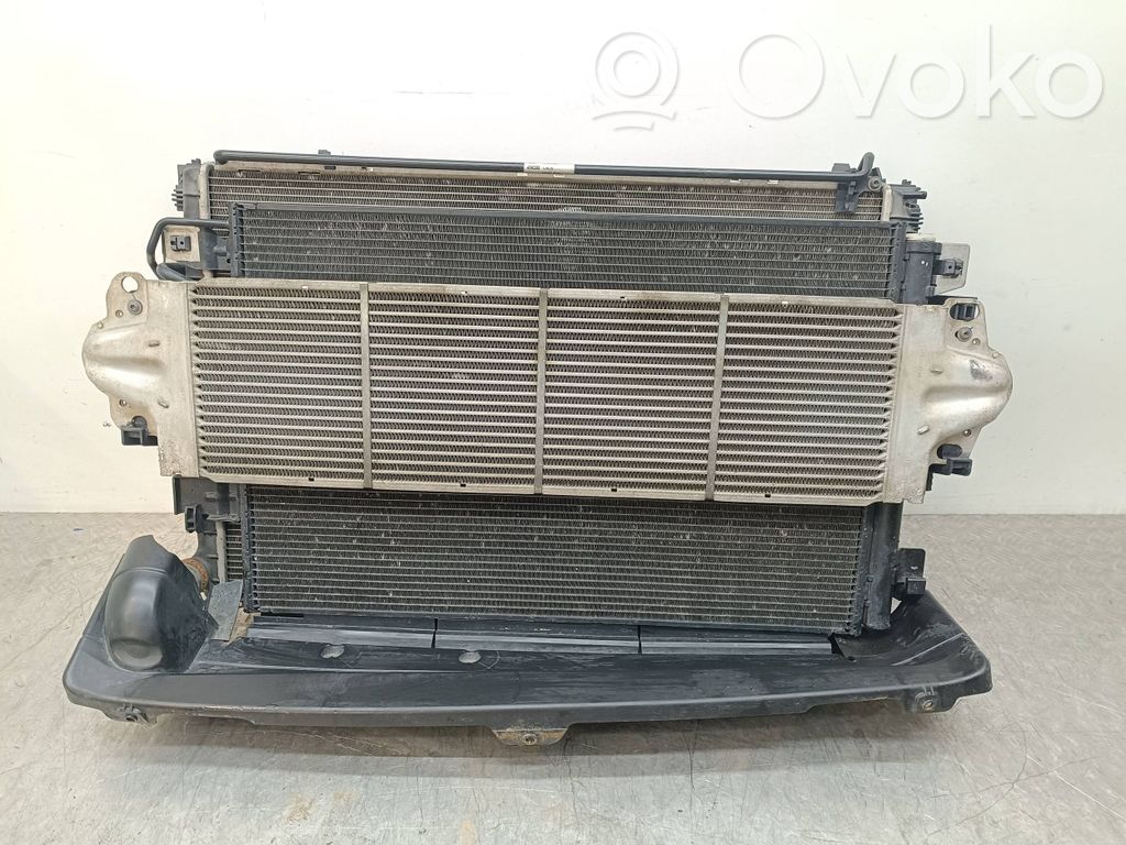 Volkswagen Transporter - Caravelle T5 Set del radiatore 