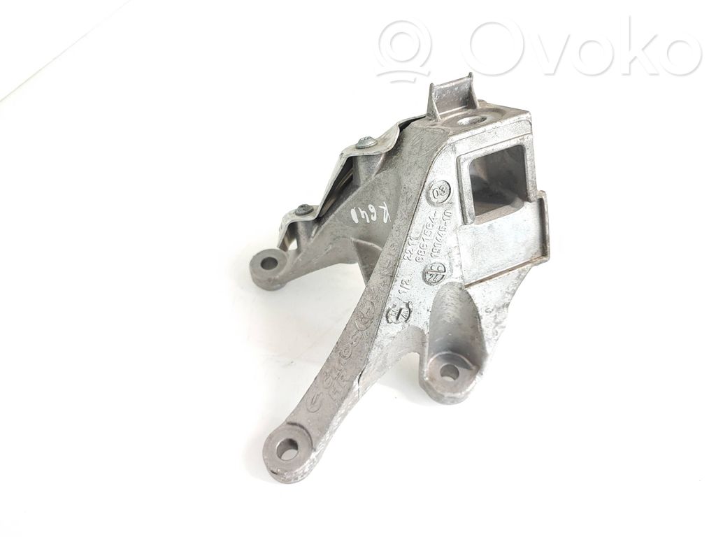 BMW 5 G30 G31 G38 Suport motor 