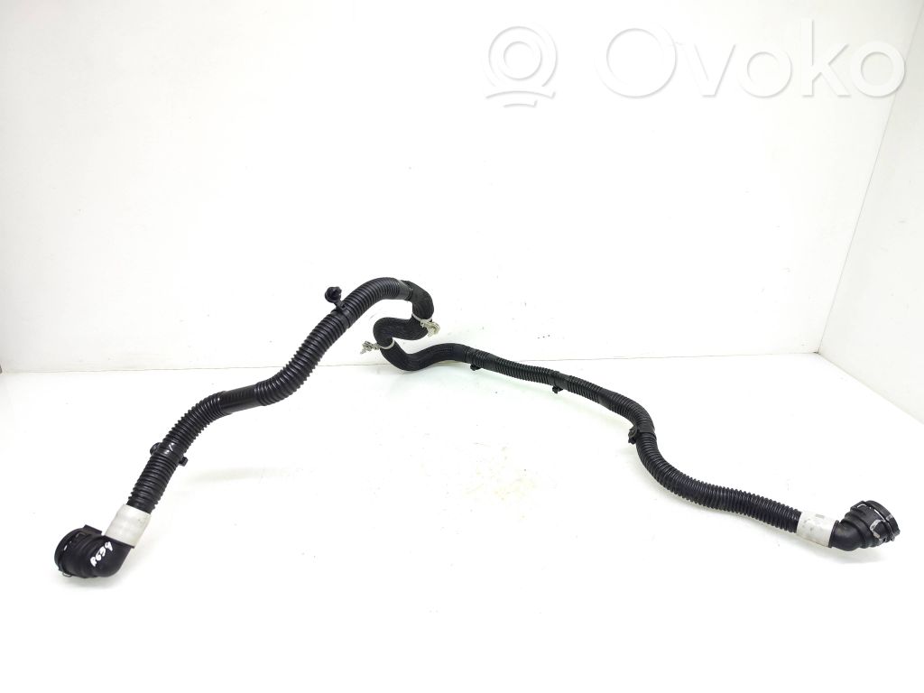 Tesla Model Y Electric car engine cooling hoses/pipes 