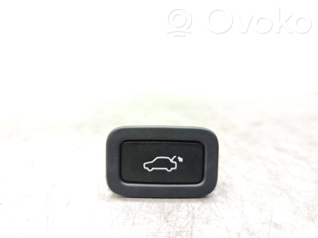 Volvo V70 Tailgate/trunk/boot open switch 