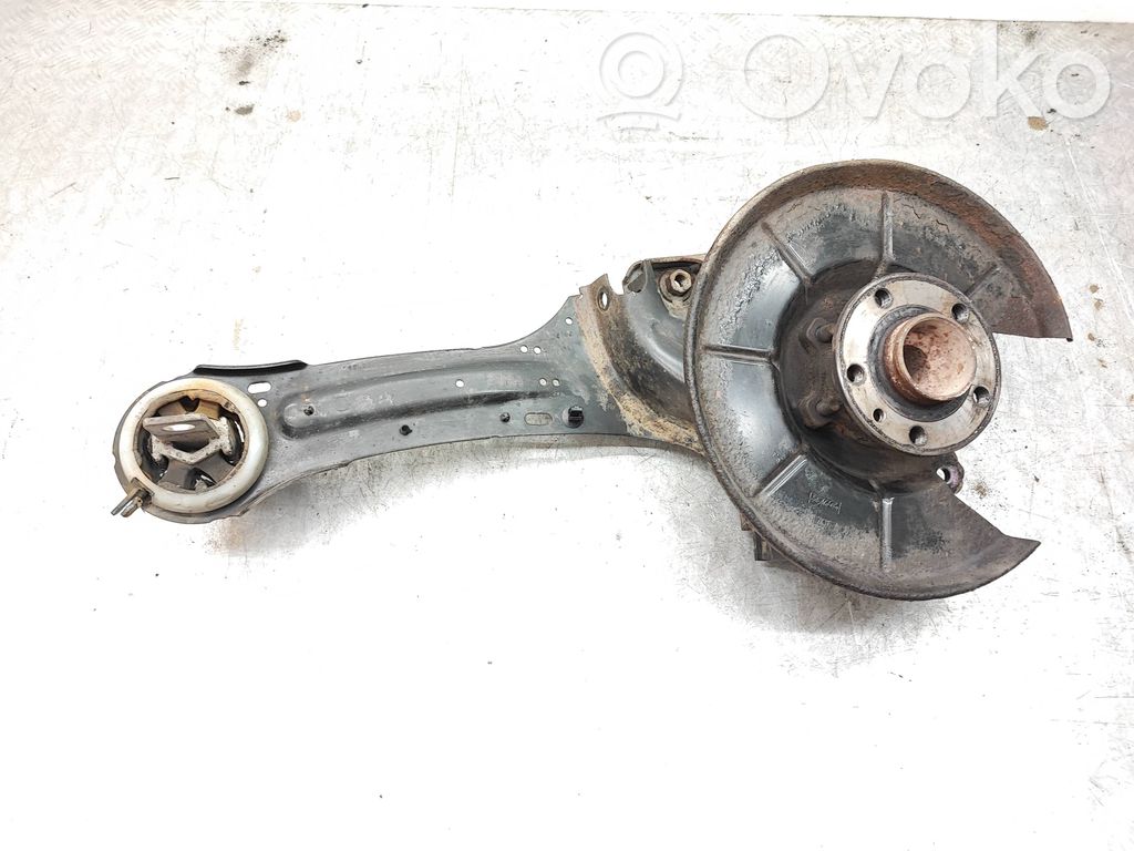 Volvo V70 Braț cu fuzetă spate