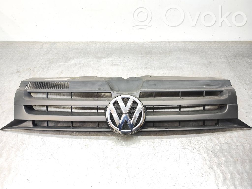 Volkswagen Transporter - Caravelle T5 Maskownica / Grill / Atrapa górna chłodnicy 