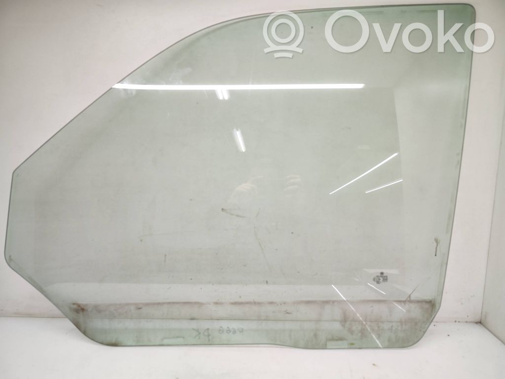 Volkswagen Transporter - Caravelle T5 Vitre de fenêtre porte avant (4 portes)