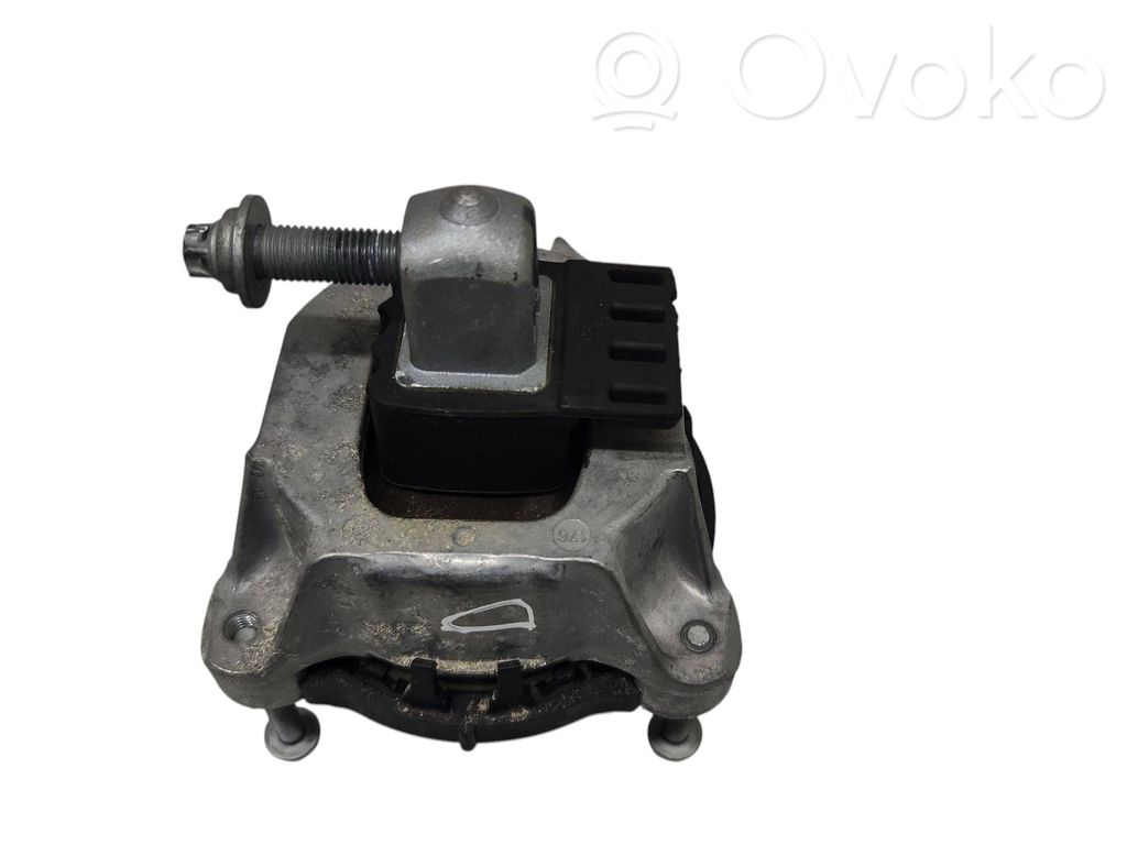 BMW X5 G05 Engine mount bracket 