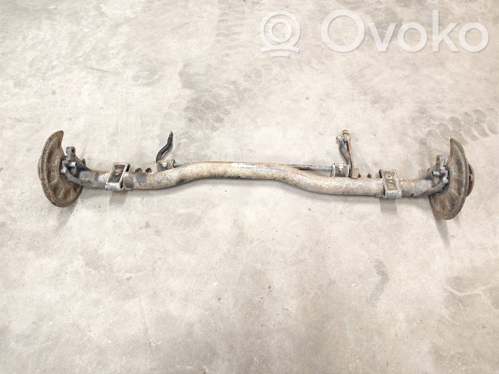 Volkswagen Caddy Belka osi tylnej 
