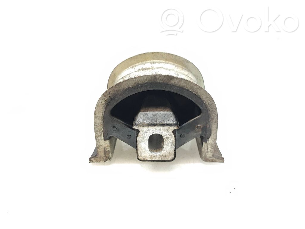 Soporte de montaje del motor