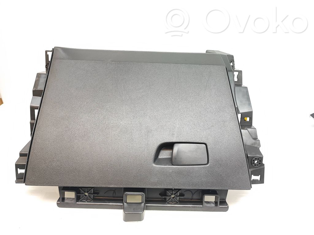 Renault Captur II Glove box set 