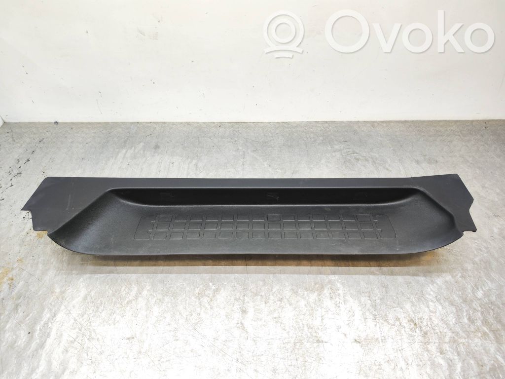 Toyota Proace Galinio slenksčio apdaila (vidinė) 