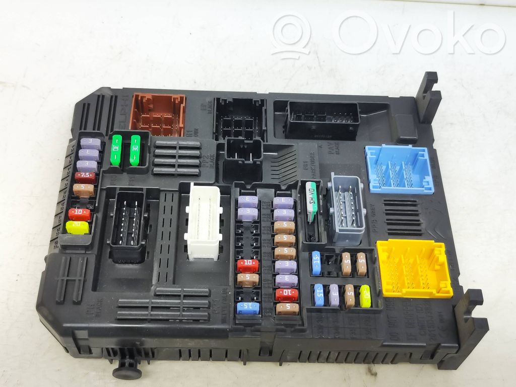 Toyota Proace Fuse module 