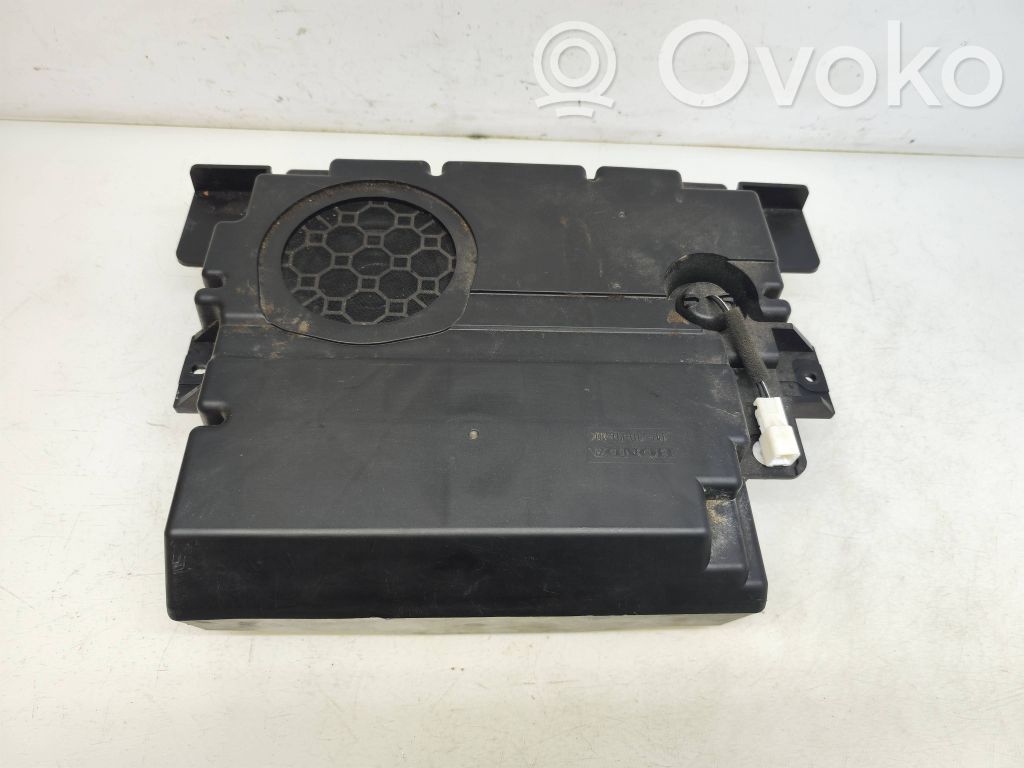 Honda CR-V Altavoz subwoofer