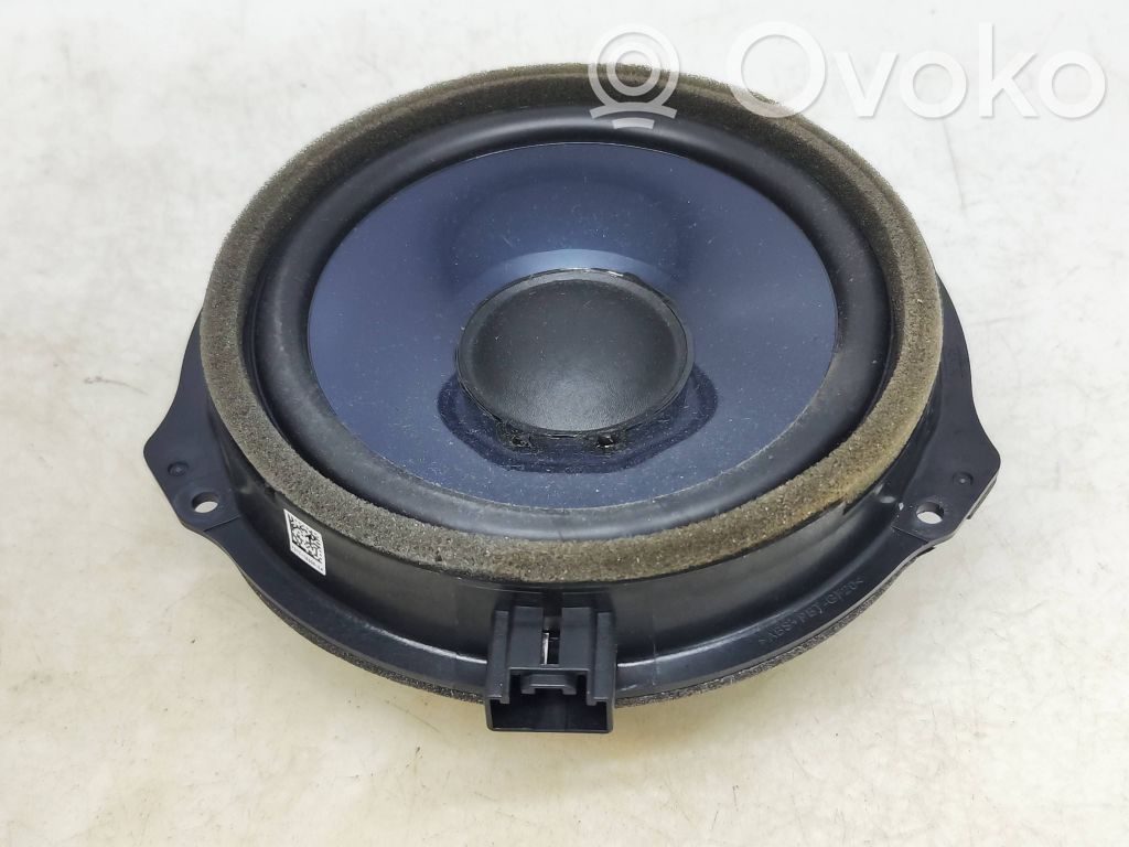 Ford Mondeo MK V Altavoz de la puerta trasera 