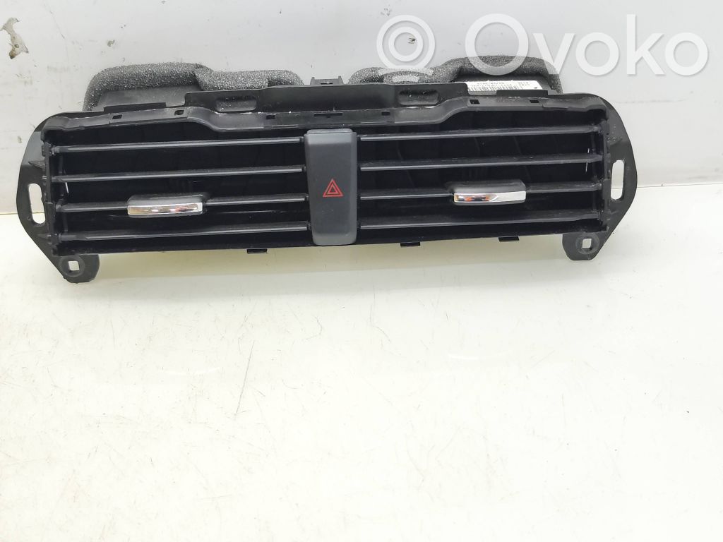 Ford Mondeo MK V Dysze / Kratki środkowego nawiewu deski rozdzielczej 