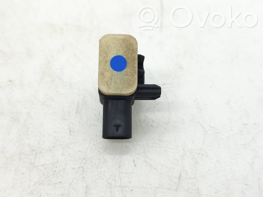 Porsche Cayenne (92A) Airbagsensor Crashsensor Drucksensor 