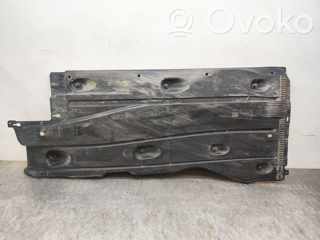 Protección inferior lateral   5Q0825201L