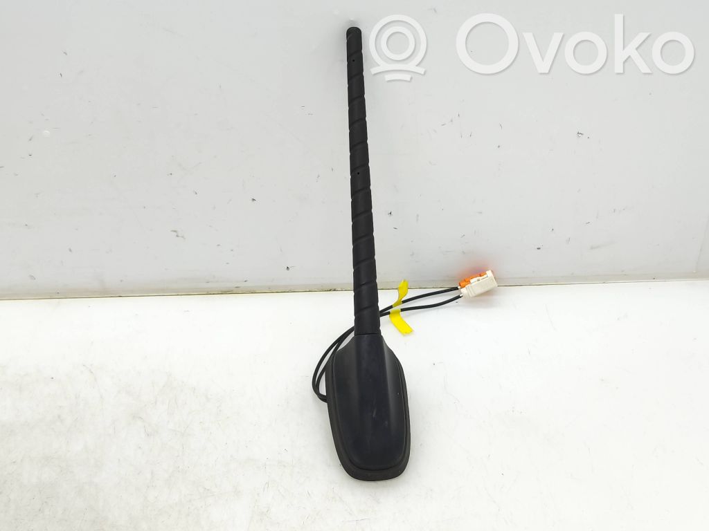 Citroen Berlingo Radion antenni 