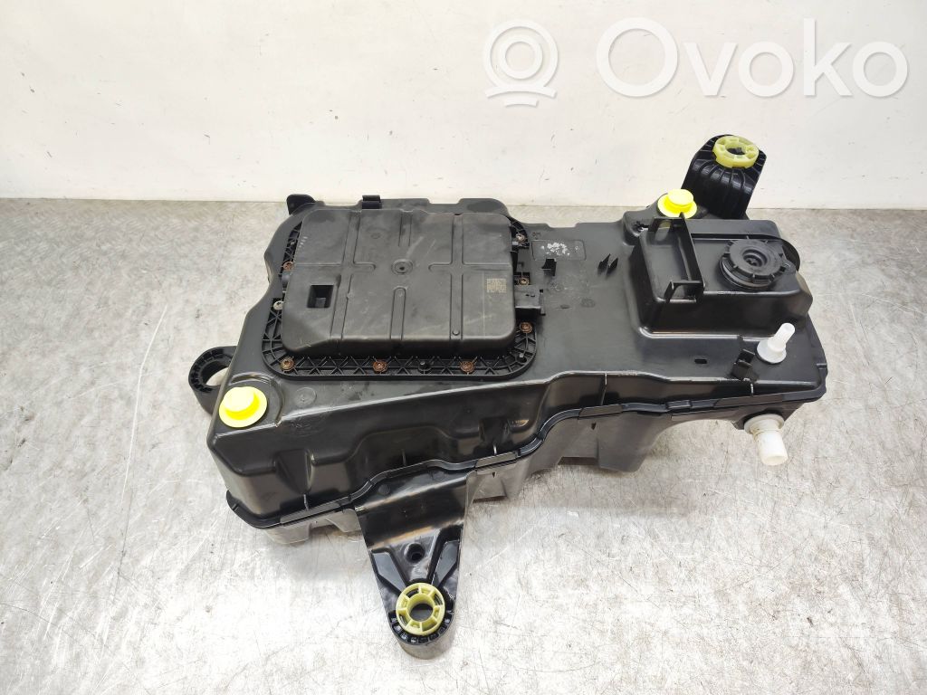 Peugeot Partner III Serbatoio vaschetta liquido AdBlue 