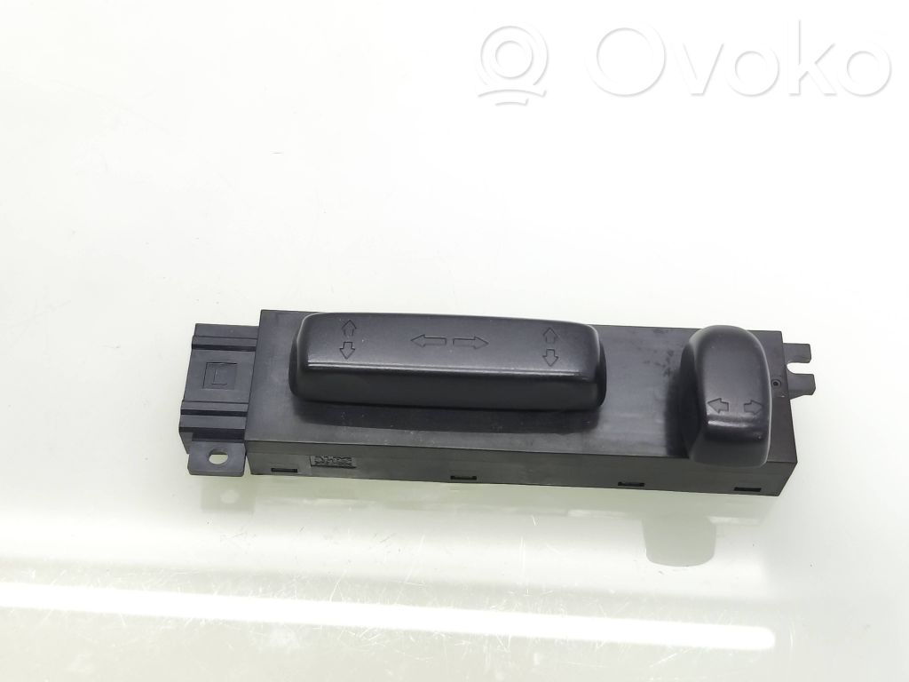 Przyciski sterowania fotela   4121631SDB3,0113T