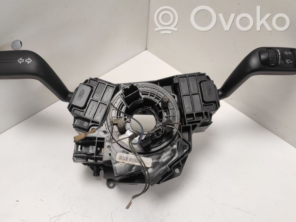 Suuntavilkun vipu   6C1T6475AB
