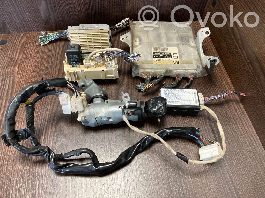 Toyota Corolla E110 Engine control unit/module 