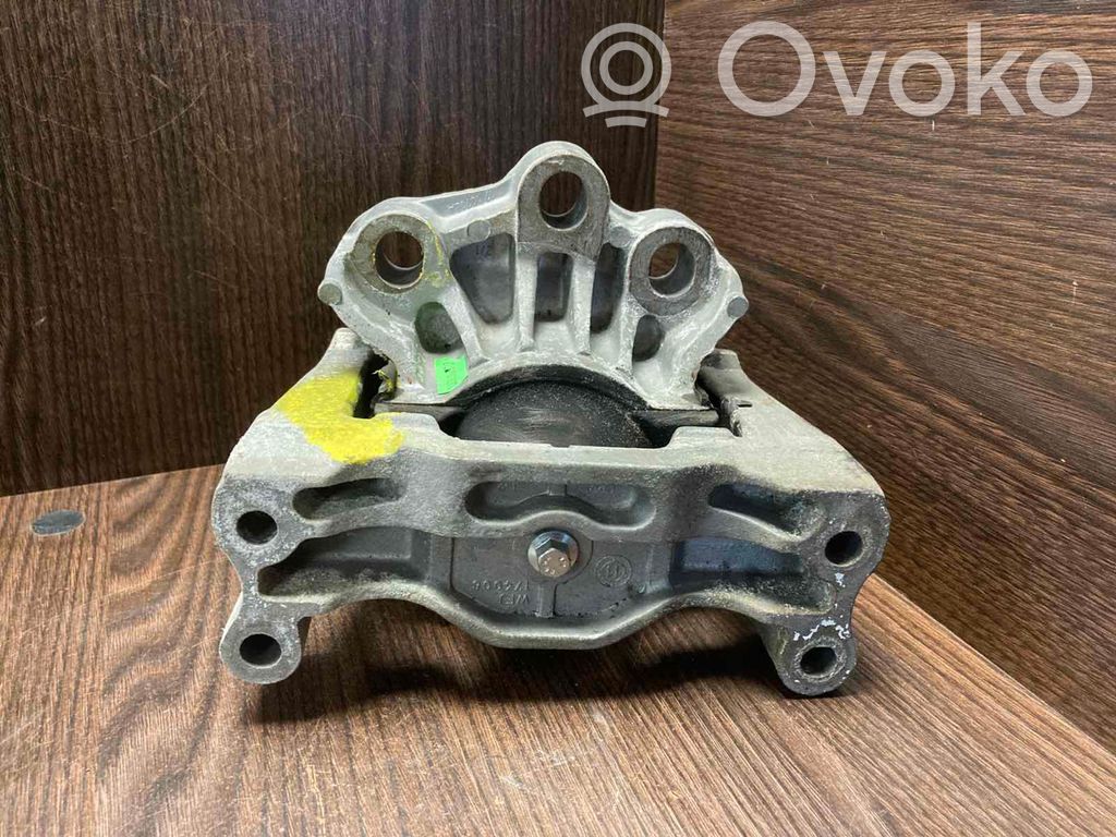 Engine mounting bracket   3C116F012AE,6C116F012AB