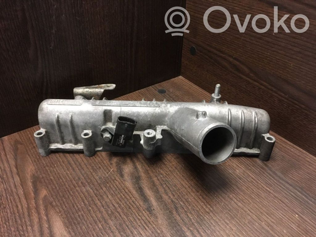 Iveco Daily 35 - 40.10 Intake manifold 