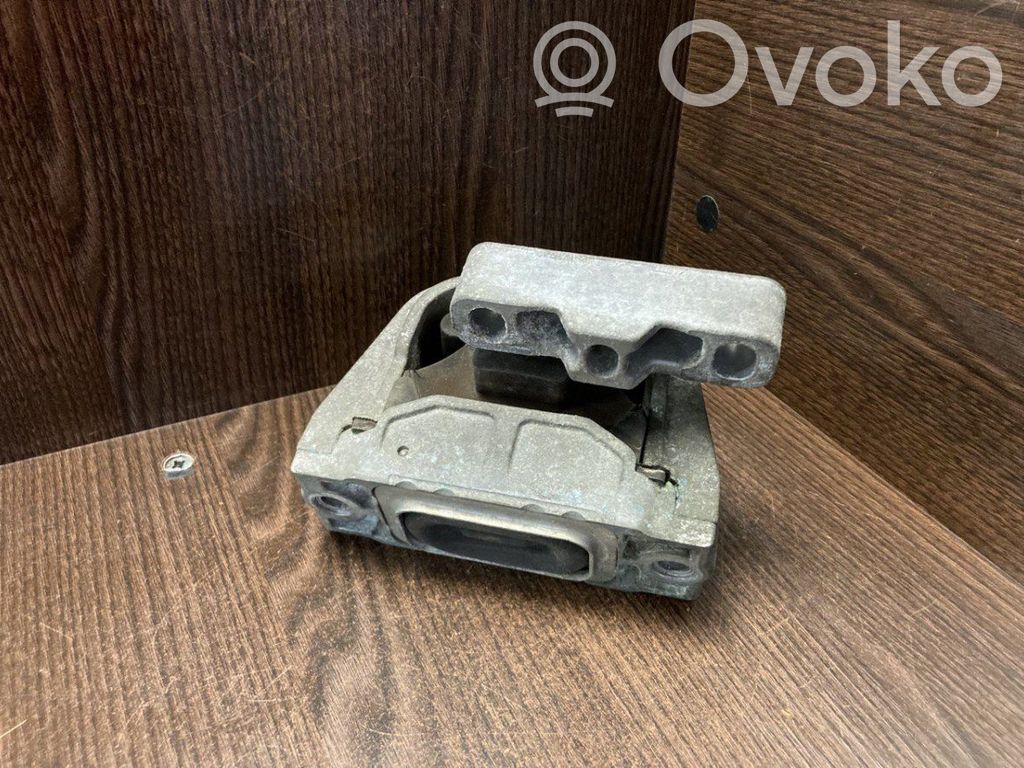 Engine mount bracket   1K0199262AS,1K0199262AS,1K0199262AS,1K0199262AS