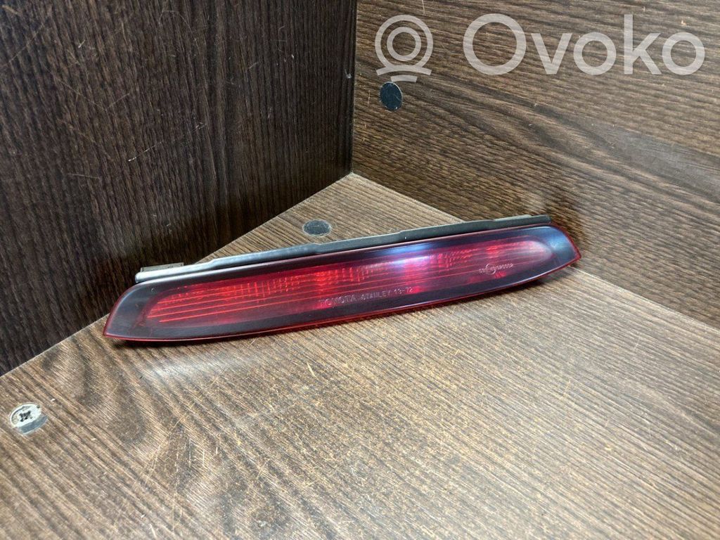 Toyota Corolla Verso E121 Third/center stoplight 